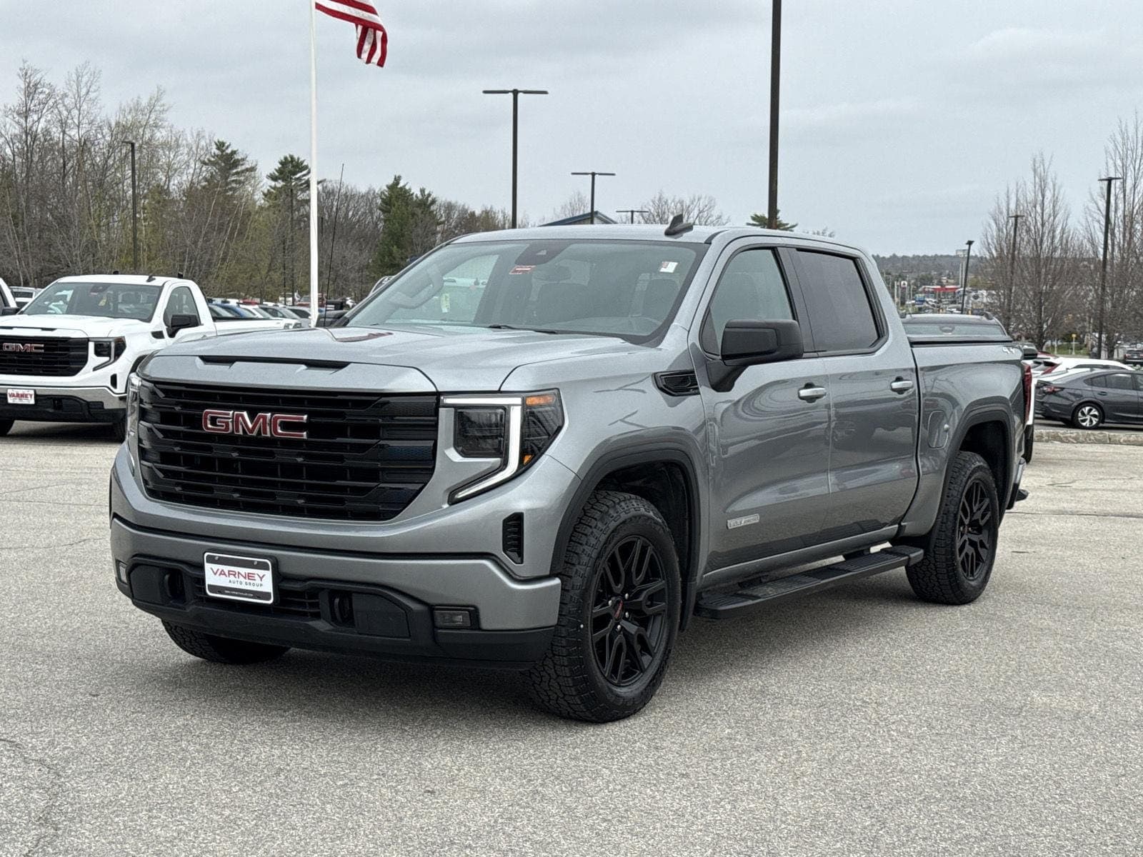 2024 GMC Sierra 1500 Elevation — photo 1 of 23