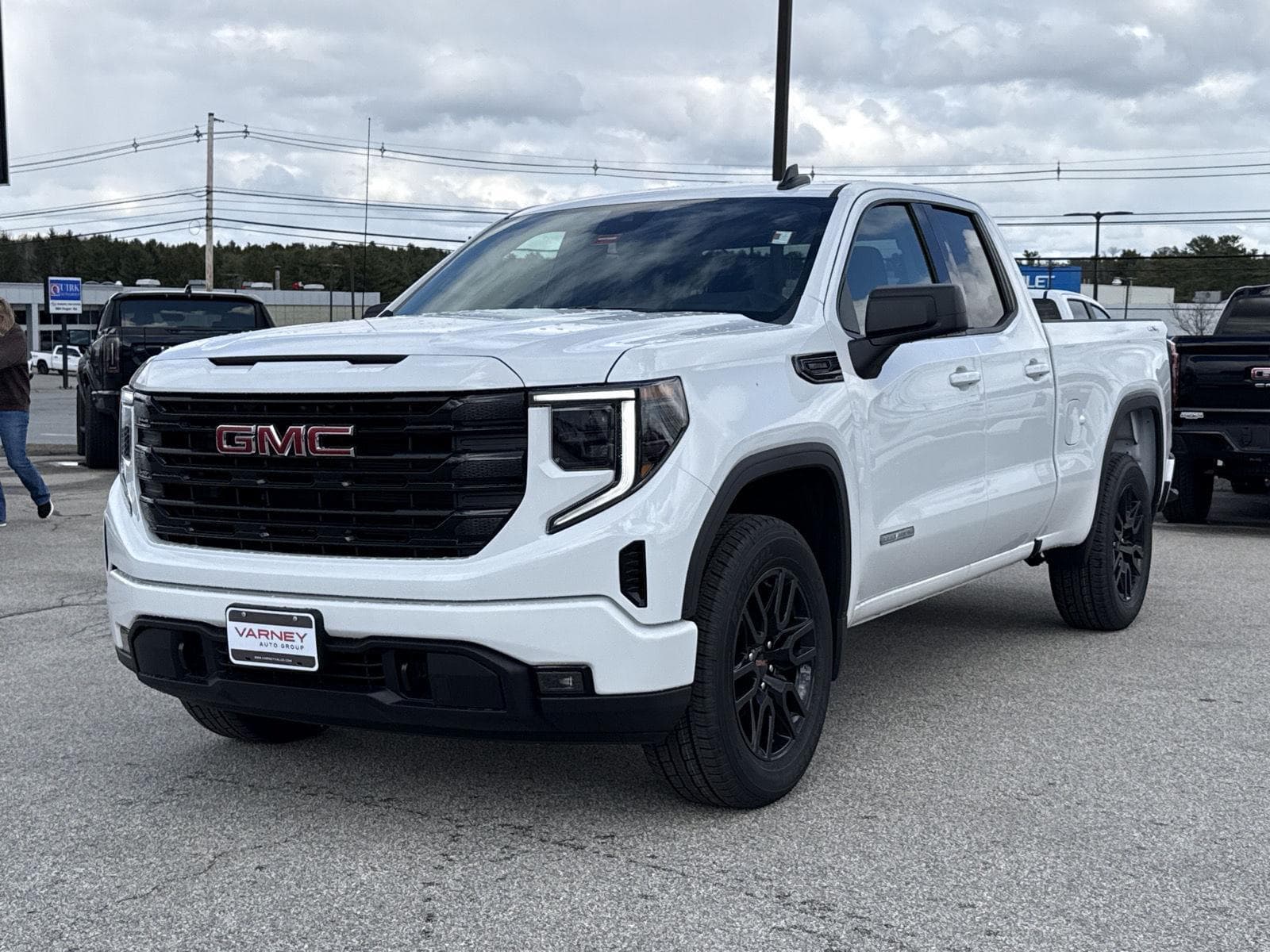 2026 GMC Sierra 1500 Elevation — photo 1 of 53