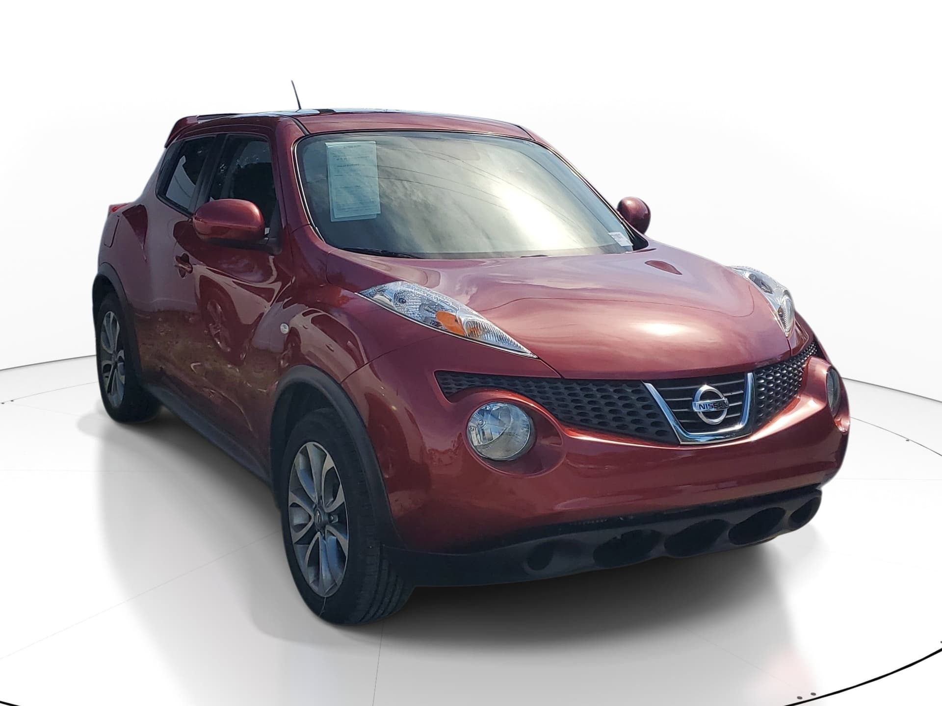 2012 Nissan JUKE SV — photo 1 of 11