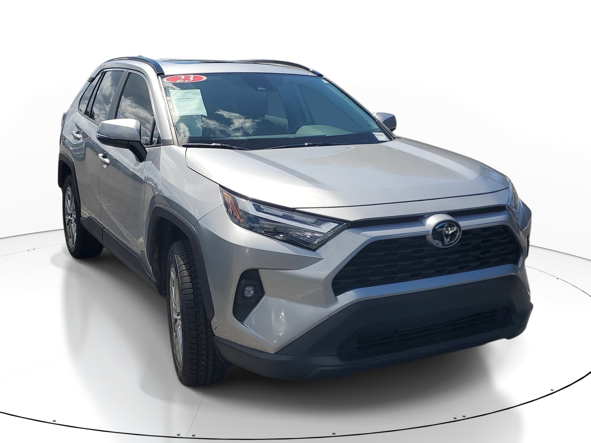 2023 Toyota RAV4 XLE Premium — photo 1 of 12