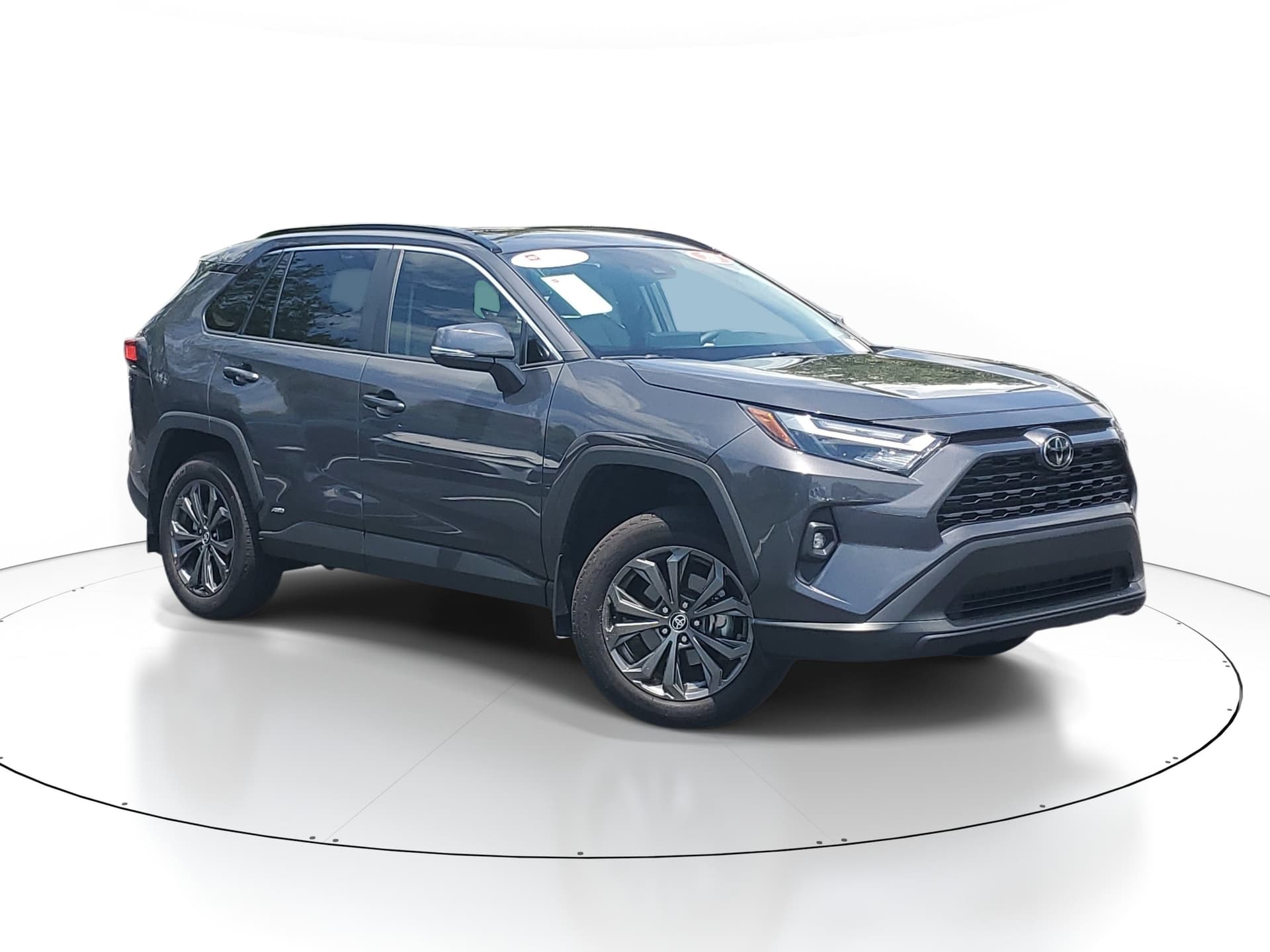 2025 Toyota RAV4 Hybrid XLE Premium — photo 1 of 31