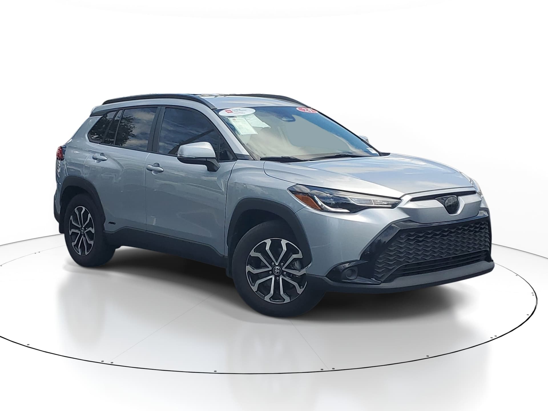 2024 Toyota Corolla Cross Hybrid SE — photo 1 of 33
