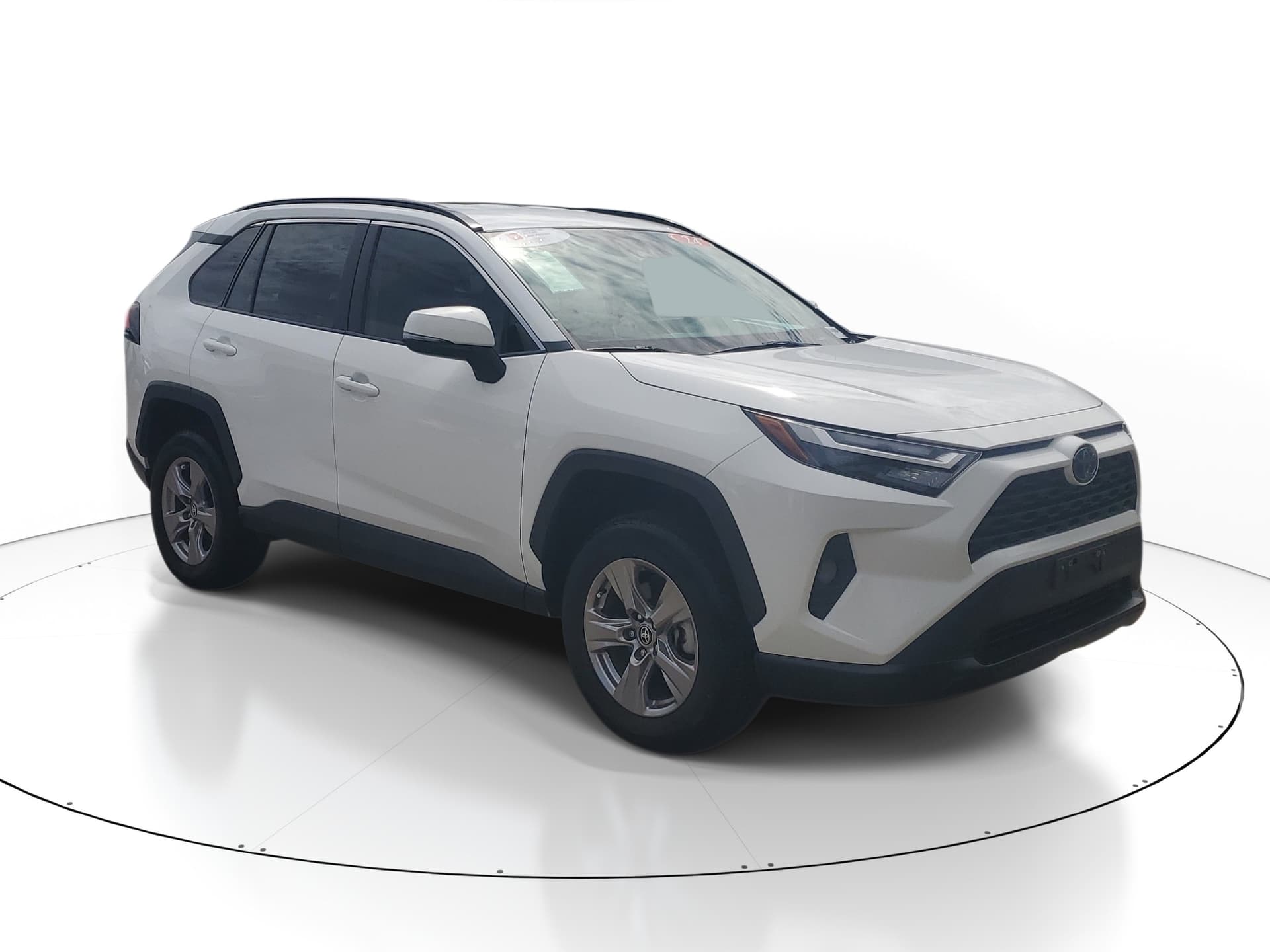 2024 Toyota RAV4 XLE — photo 1 of 11