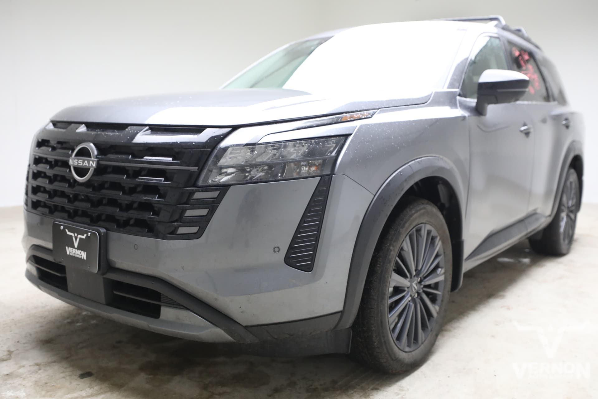 2026 Nissan Pathfinder SL — photo 1 of 12