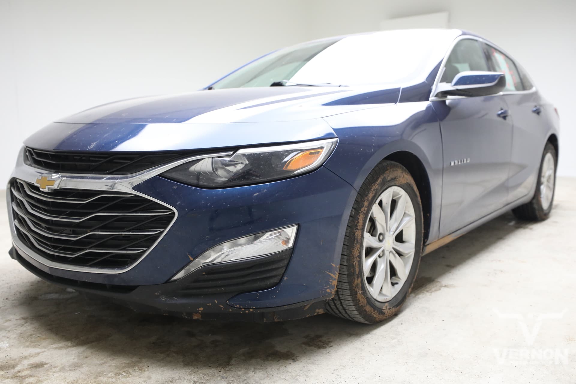 2019 Chevrolet Malibu LT — photo 1 of 12