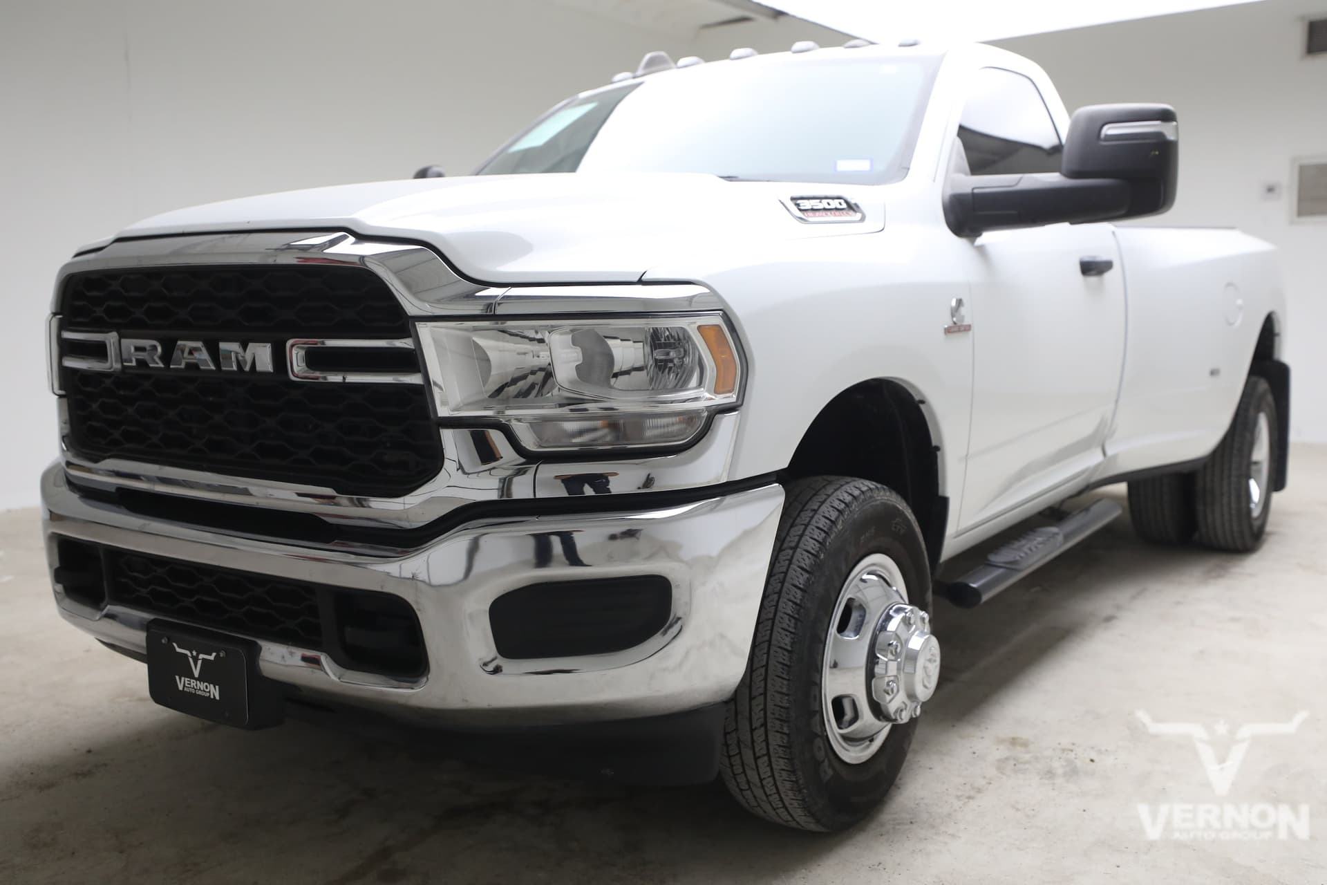 2024 RAM 3500 Tradesman — photo 1 of 15