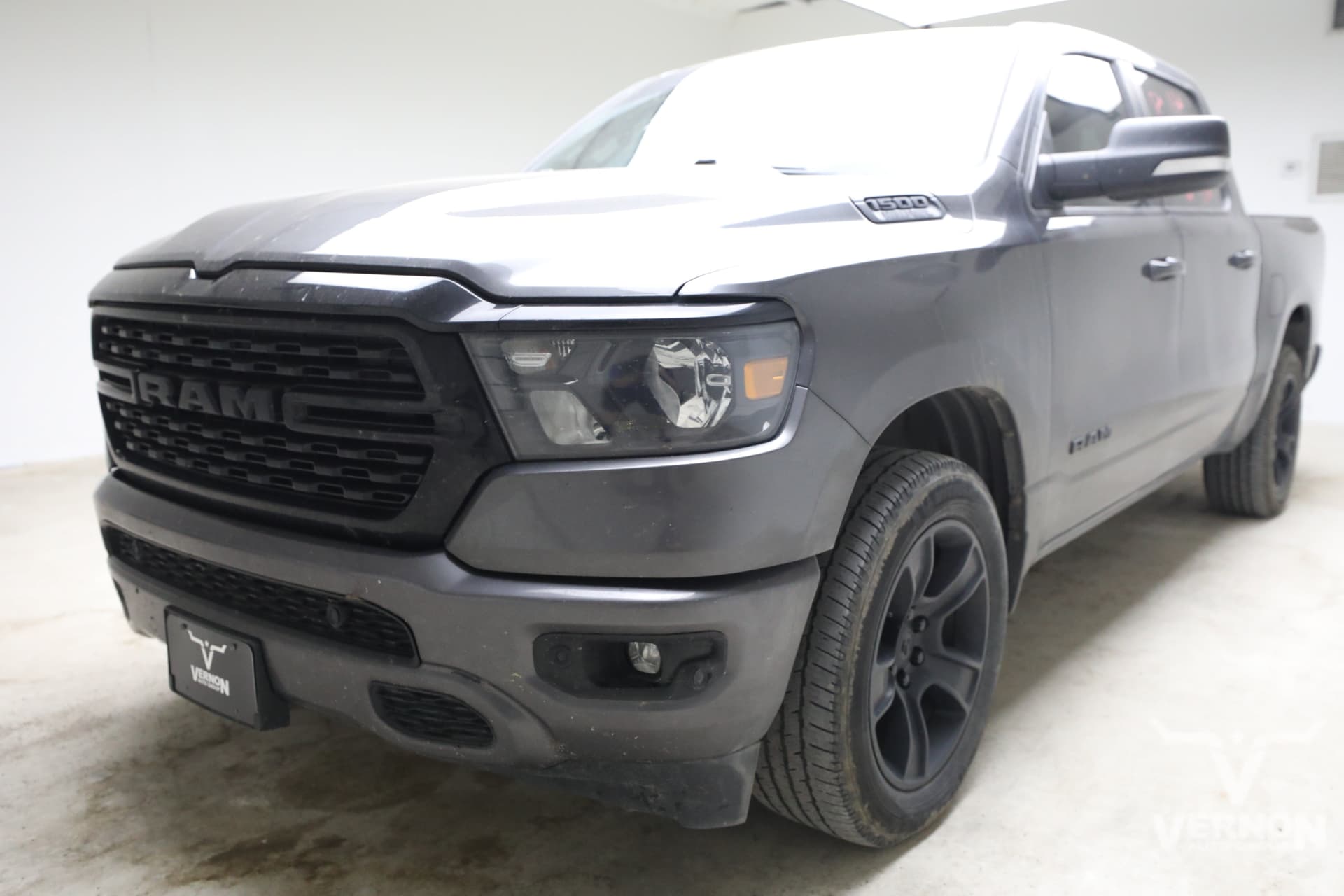 2022 RAM 1500 Base — photo 1 of 13