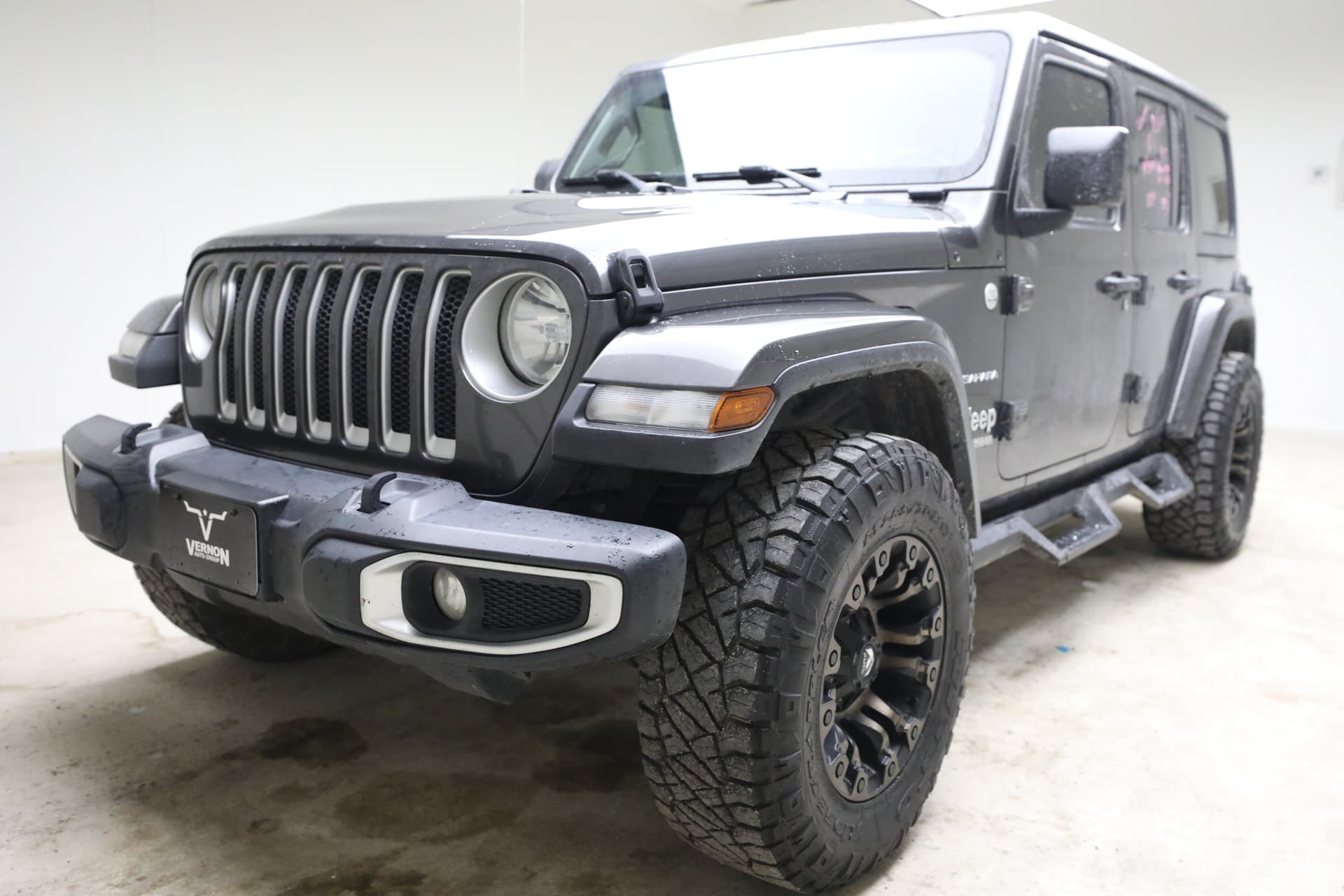 2019 Jeep Wrangler Unlimited Sahara — photo 1 of 12