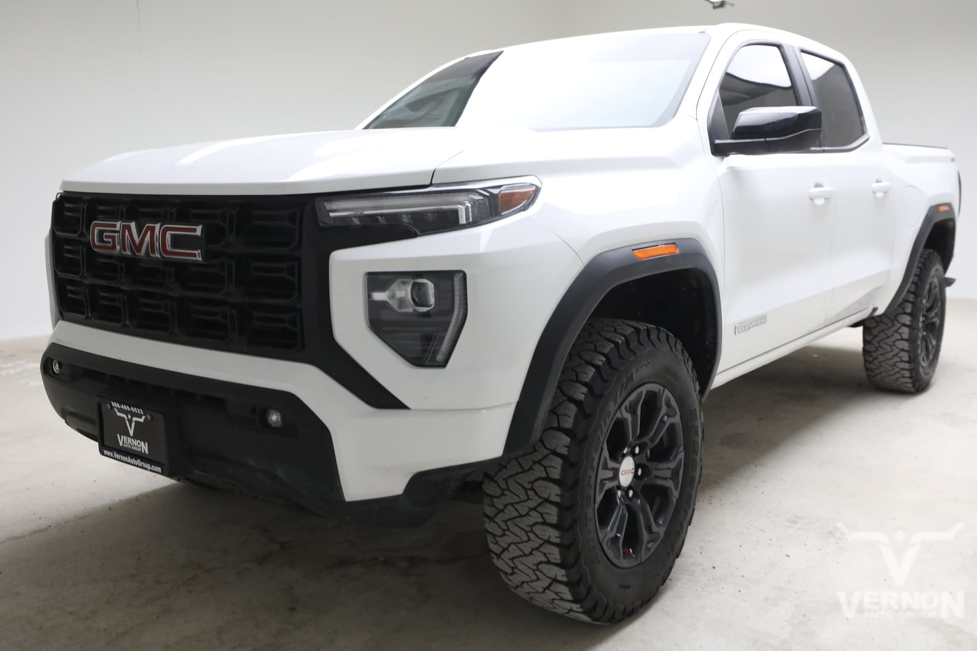 2024 GMC Canyon Elevation — photo 1 of 36