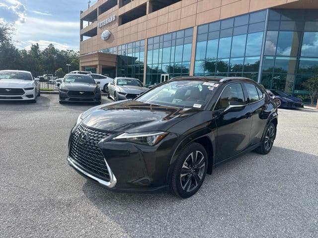 2025 Lexus UX UX 300h Premium — photo 1 of 14