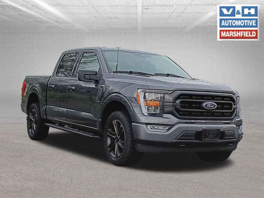 2022 Ford F-150 XLT — photo 1 of 3