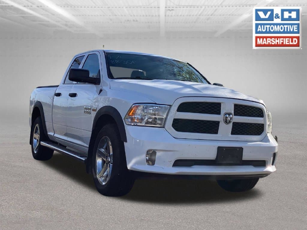 2017 RAM 1500 Express — photo 1 of 5