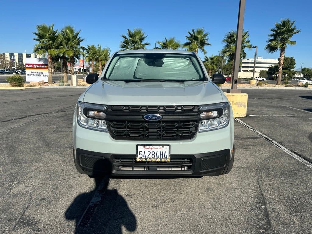 2023 Ford Maverick Base — photo 1 of 14