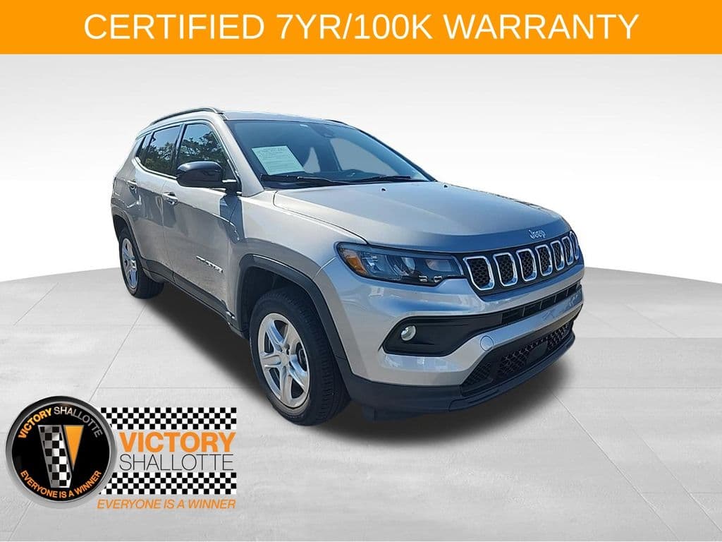 2024 Jeep Compass Latitude — photo 1 of 40