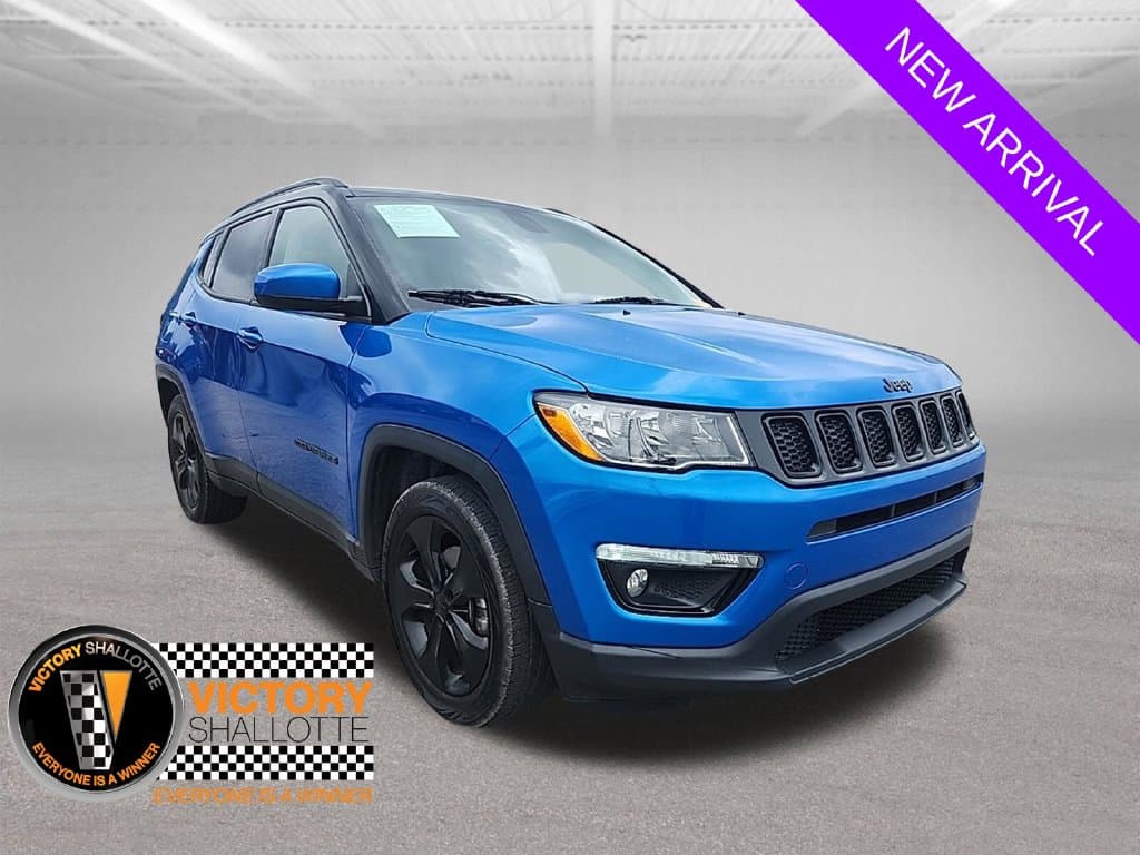 2019 Jeep Compass Latitude — photo 1 of 32