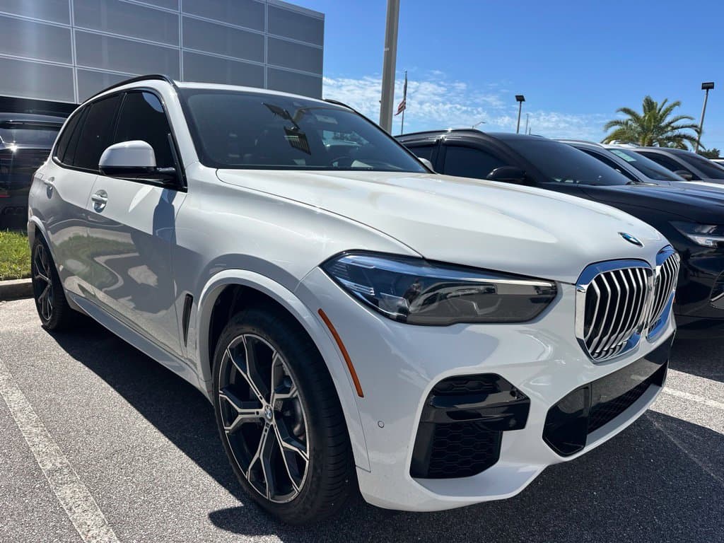 2023 BMW X5 sDrive40i — photo 1 of 7