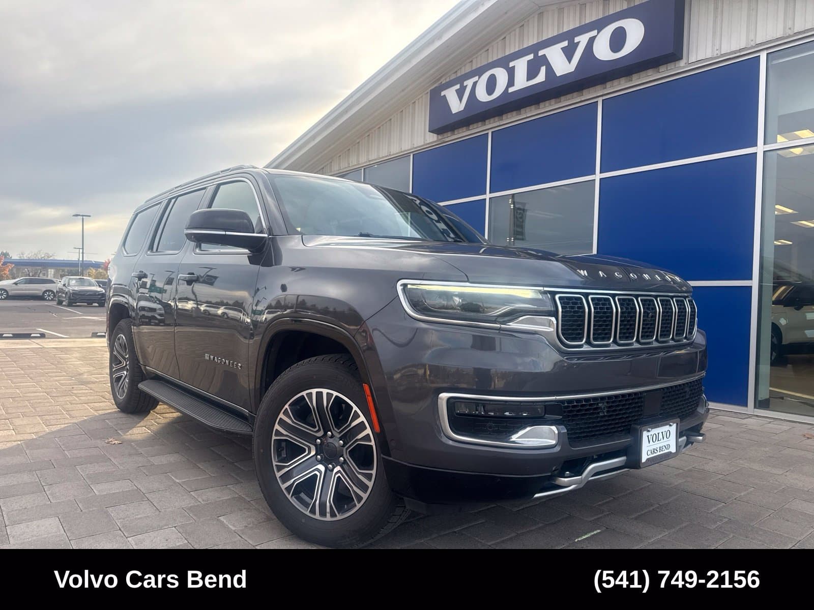 2023 Jeep Wagoneer Series II — photo 1 of 27