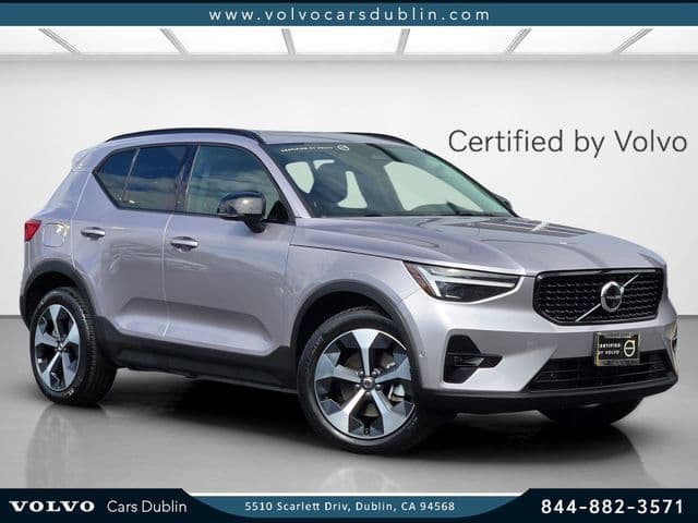 2026 Volvo XC40 Plus — photo 1 of 28