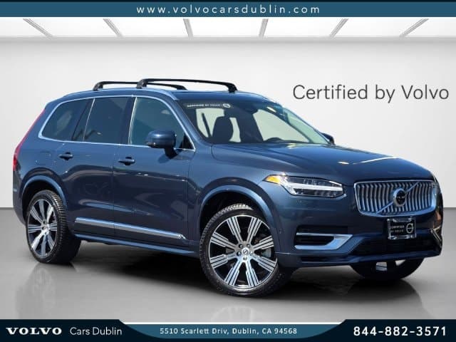 2025 Volvo XC90 Plug-In Hybrid Plus — photo 1 of 26