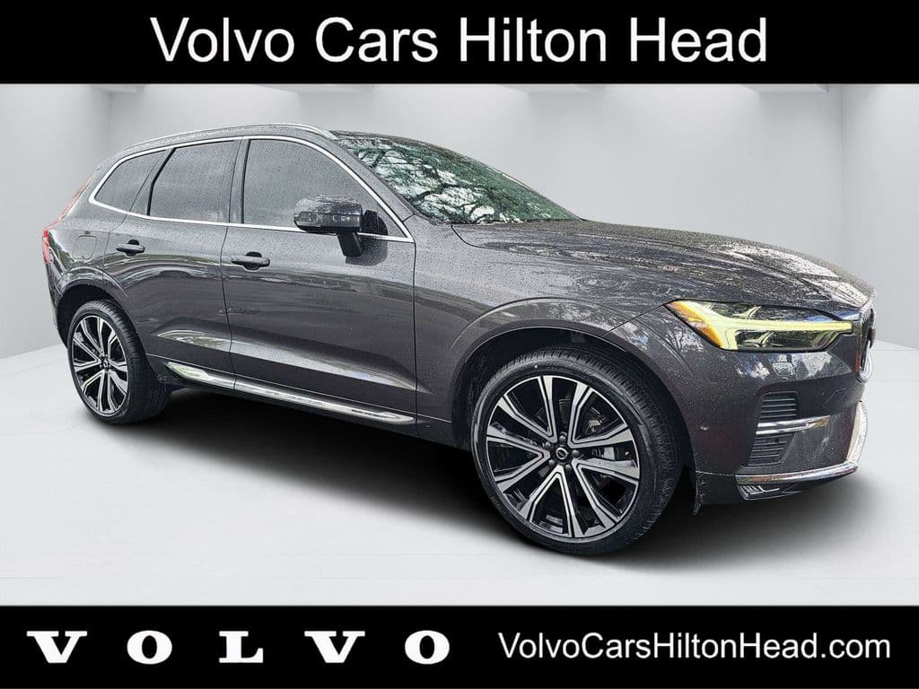 2023 Volvo XC60 Base — photo 1 of 31