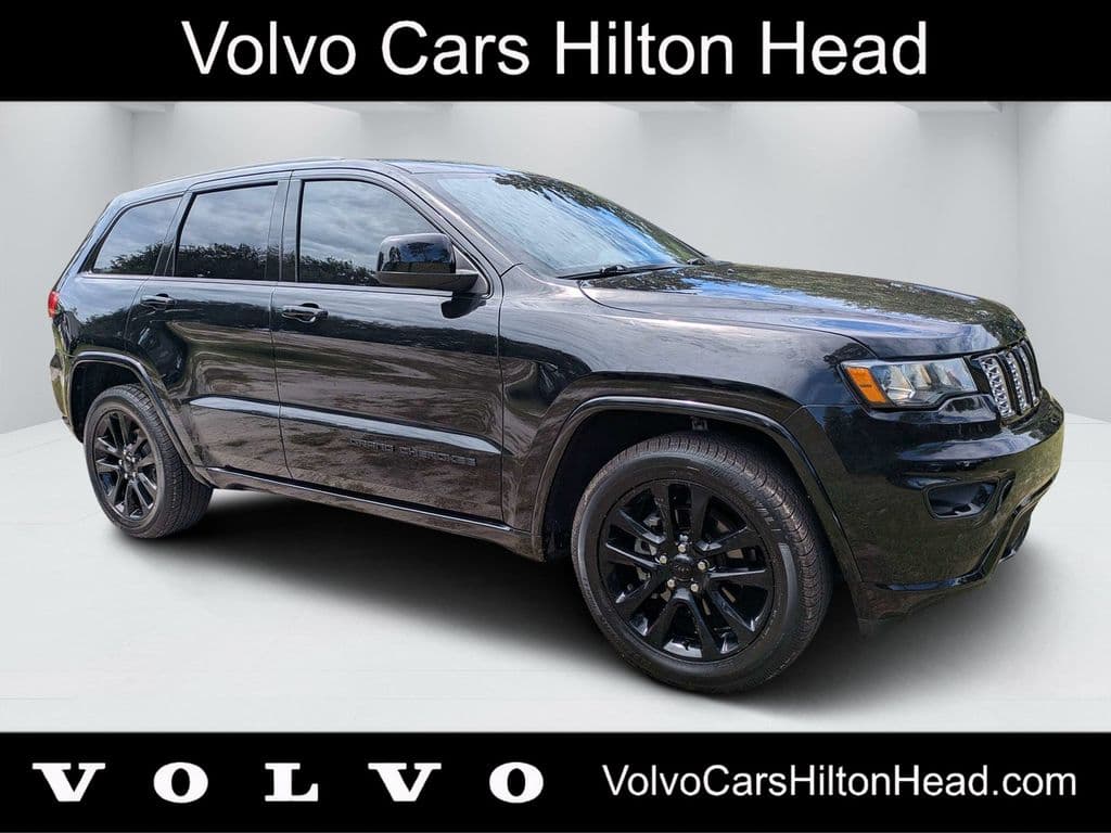2019 Jeep Grand Cherokee Altitude — photo 1 of 29