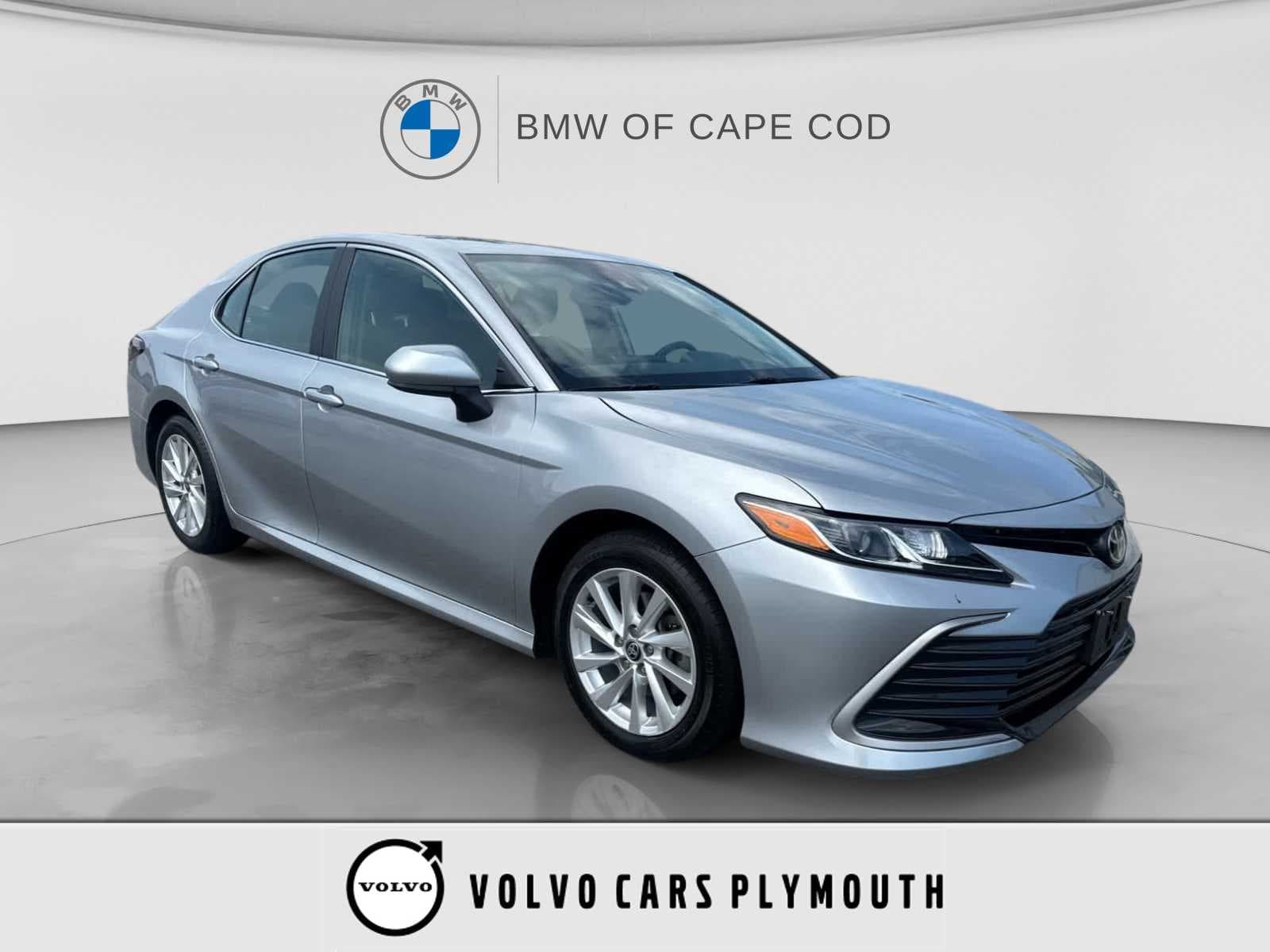 2021 Toyota Camry LE — photo 1 of 28