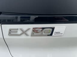 Extra Photo