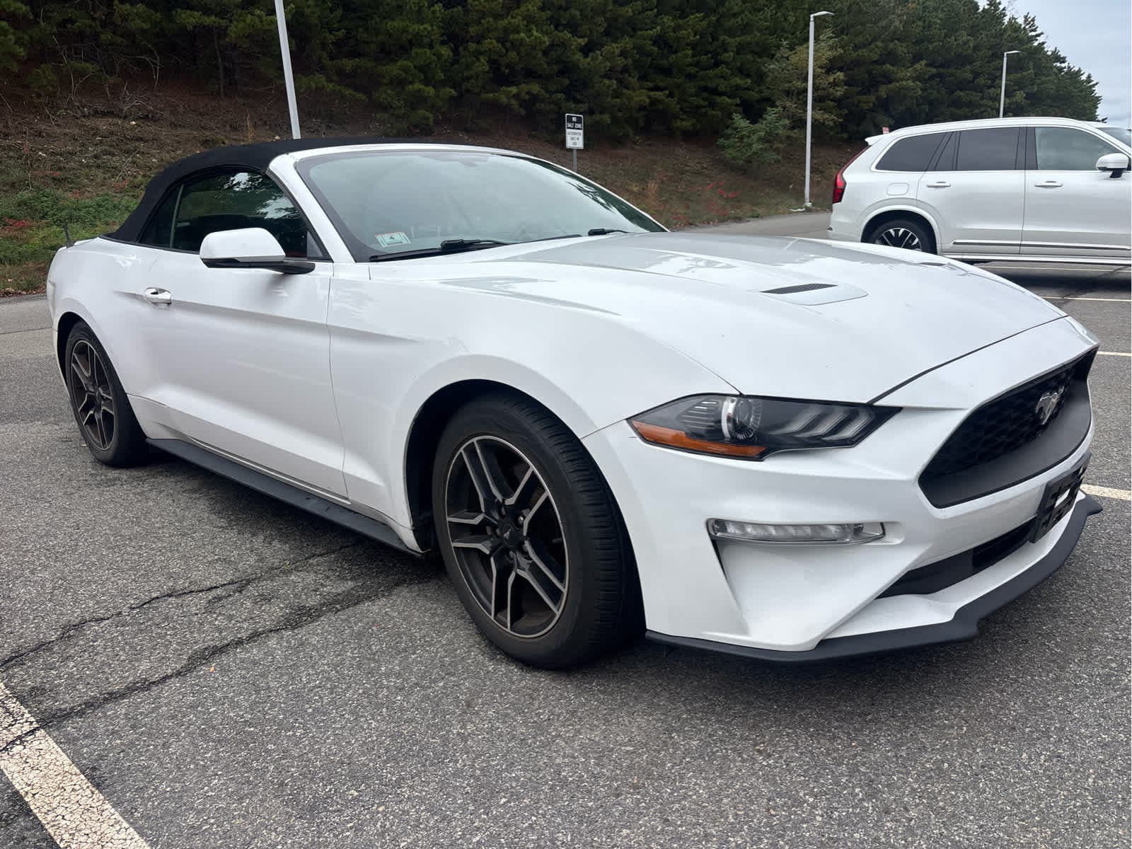2018 Ford Mustang EcoBoost Premium — photo 1 of 3