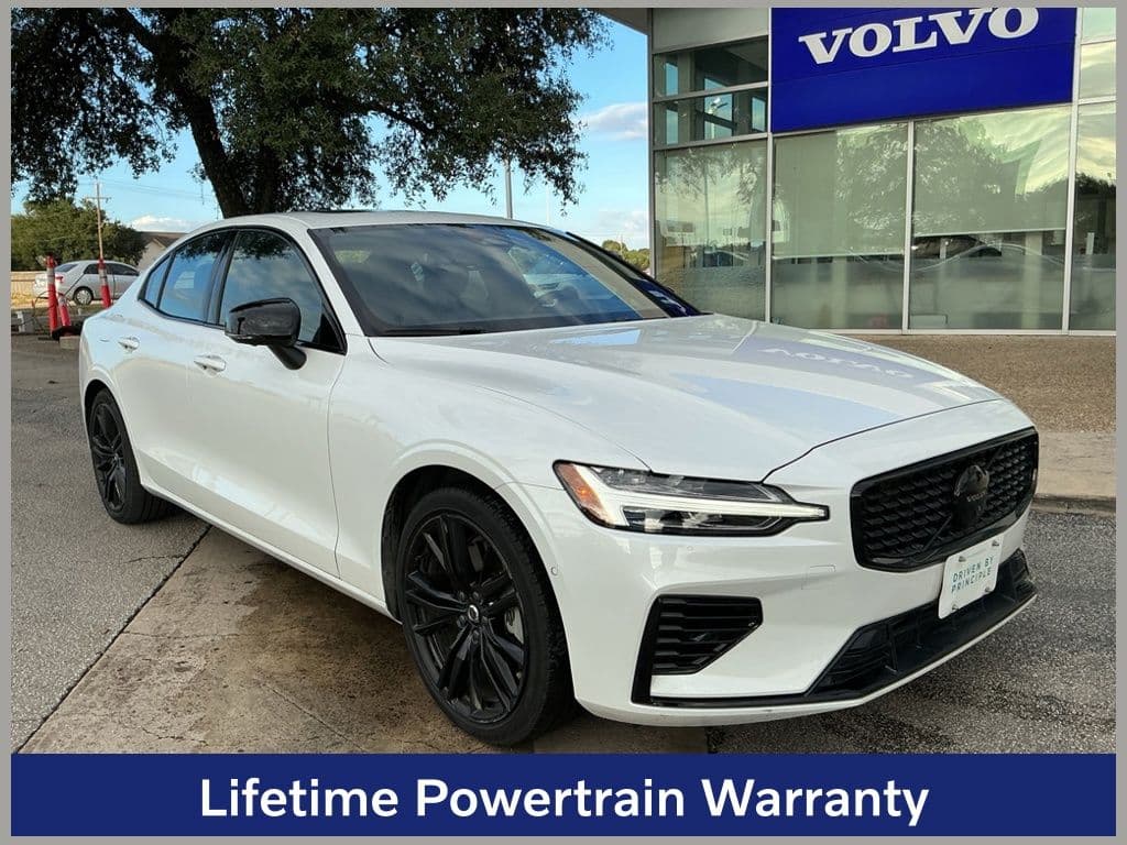 2025 Volvo S60 Plug-In Hybrid Ultra Black Edition — photo 1 of 3