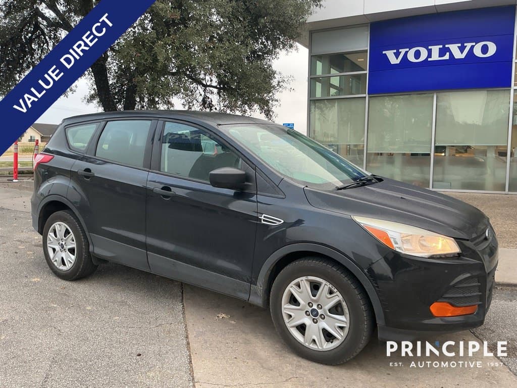 2015 Ford Escape S — photo 1 of 4