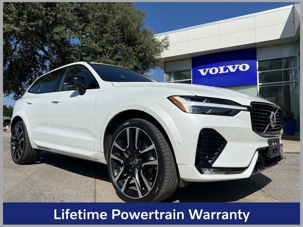 2024 Volvo XC60 Ultimate Dark Theme — photo 1 of 27