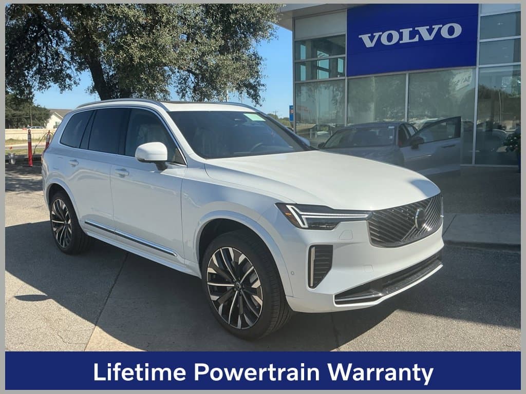 2027 Volvo XC90 Plug-In Hybrid Plus — photo 1 of 3