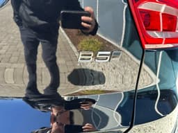 Extra Photo