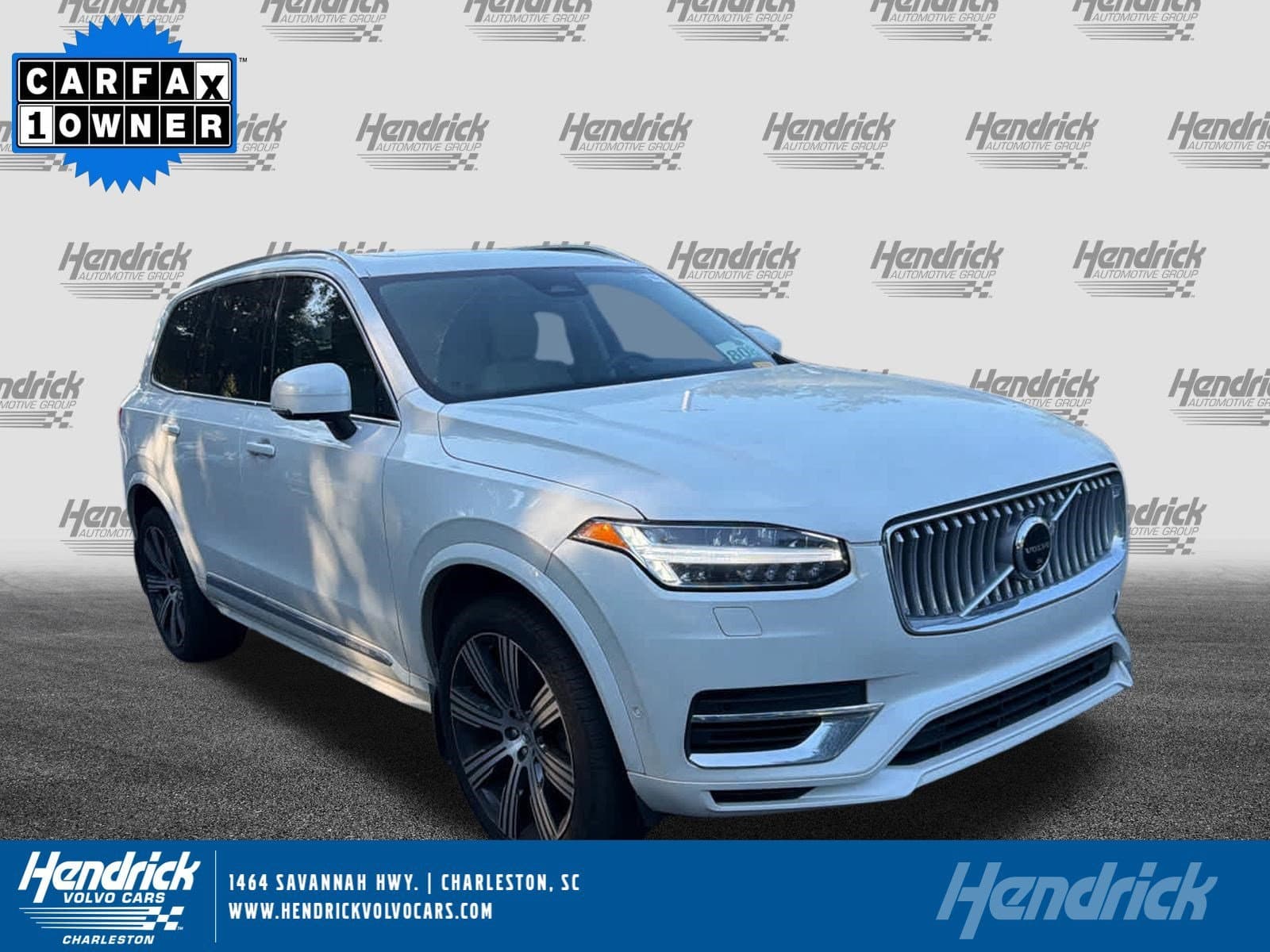 2024 Volvo XC90 Recharge Plug-In Hybrid Plus Bright Theme — photo 1 of 35