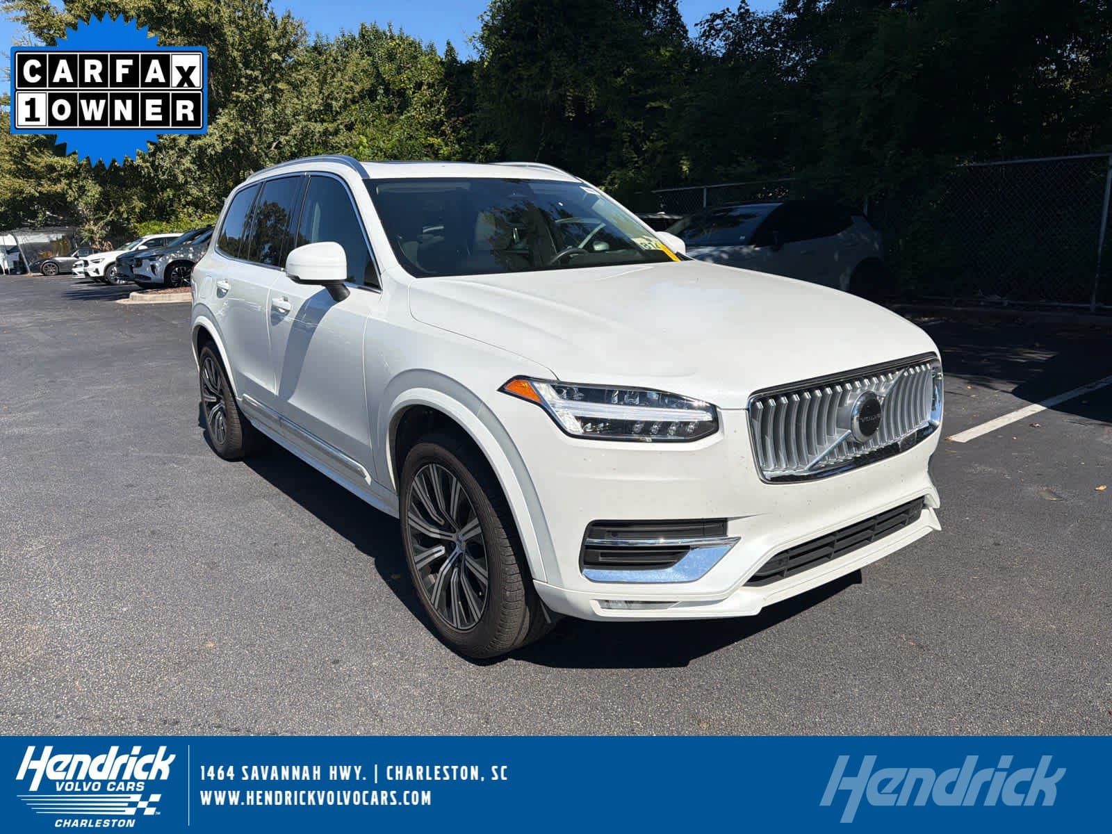 2025 Volvo XC90 Core — photo 1 of 36