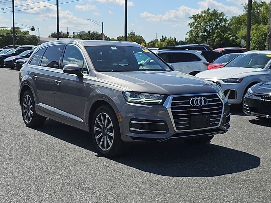 2018 Audi Q7 Premium Plus — photo 1 of 19