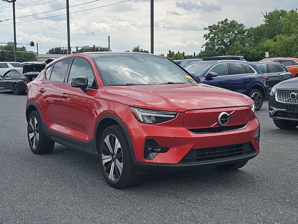 2023 Volvo C40 Recharge Pure Electric Plus — photo 1 of 19