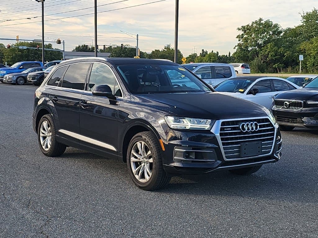 2017 Audi Q7 Base — photo 1 of 18