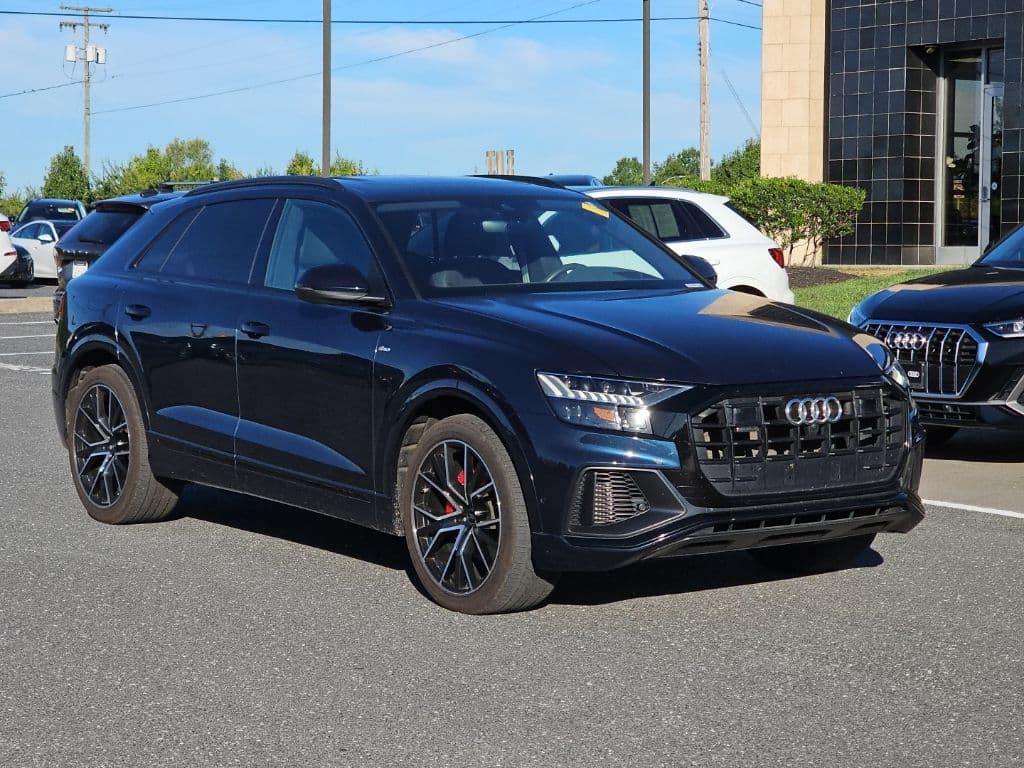 2023 Audi Q8 Prestige — photo 1 of 19