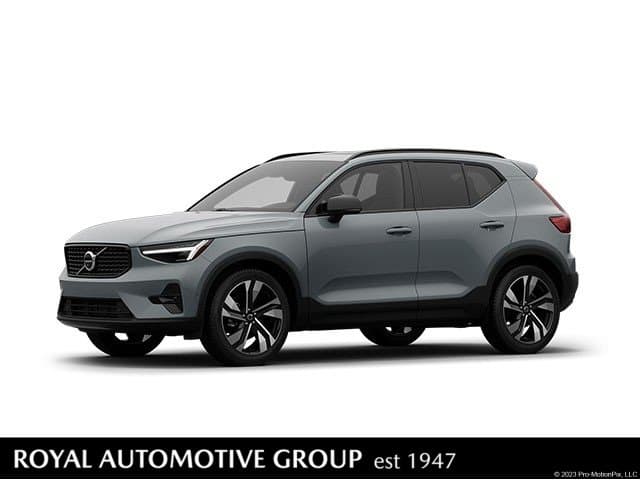 2026 Volvo XC40 Base — photo 1 of 2