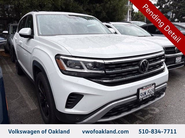 2023 Volkswagen Atlas 3.6L V6 SE w/Technology — photo 1 of 8