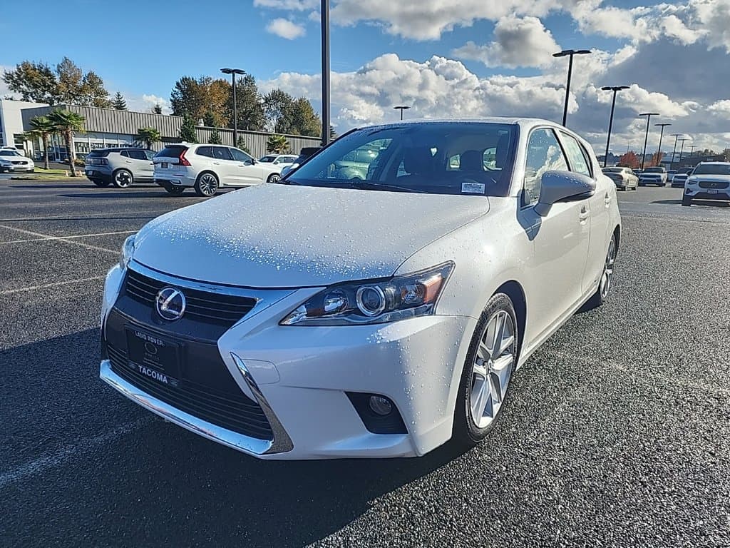 2016 Lexus CT 200h Base — photo 1 of 28