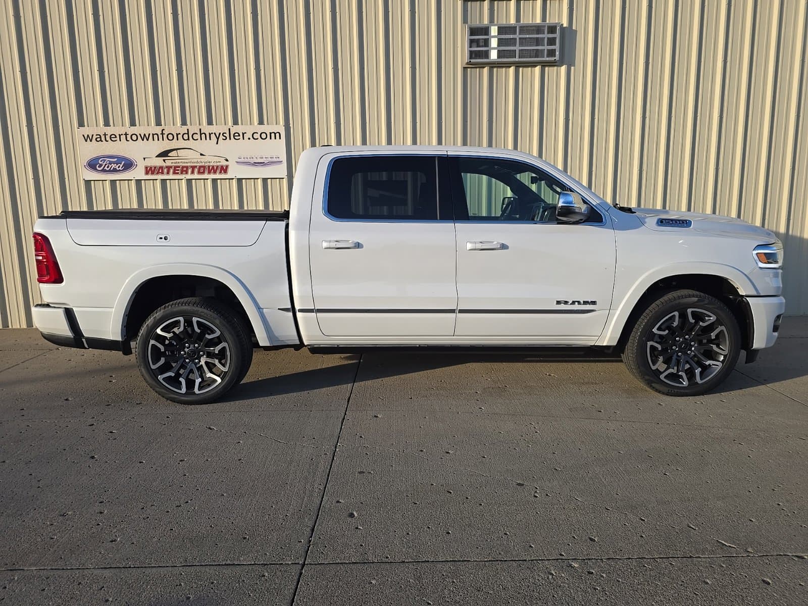 2027 RAM 1500 Limited — photo 1 of 52