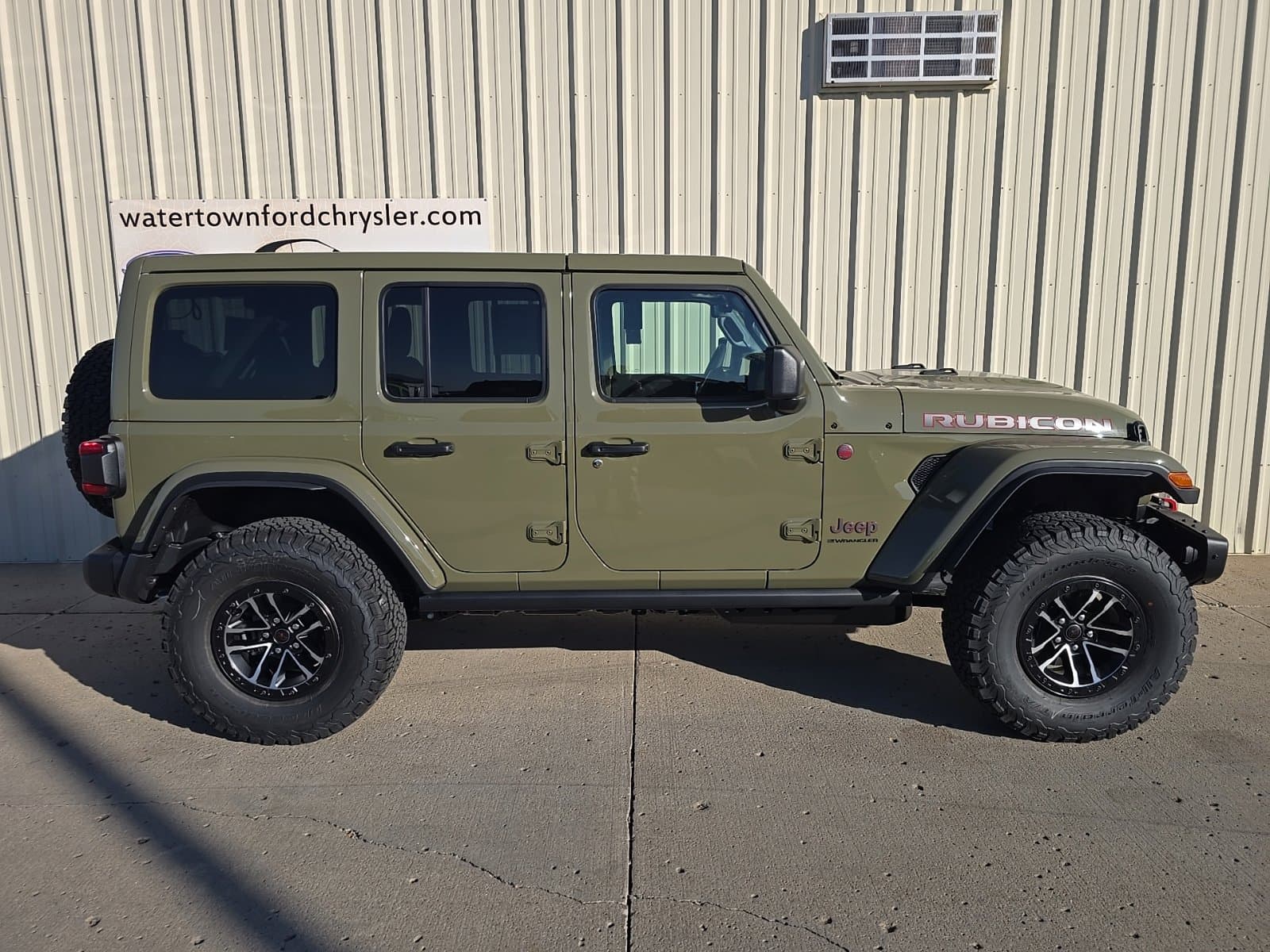 2027 Jeep Wrangler Rubicon — photo 1 of 46