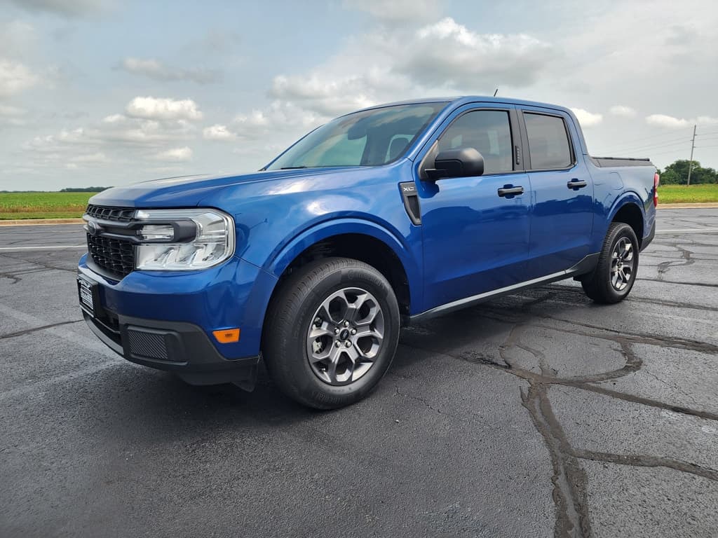 2023 Ford Maverick XLT — photo 1 of 15