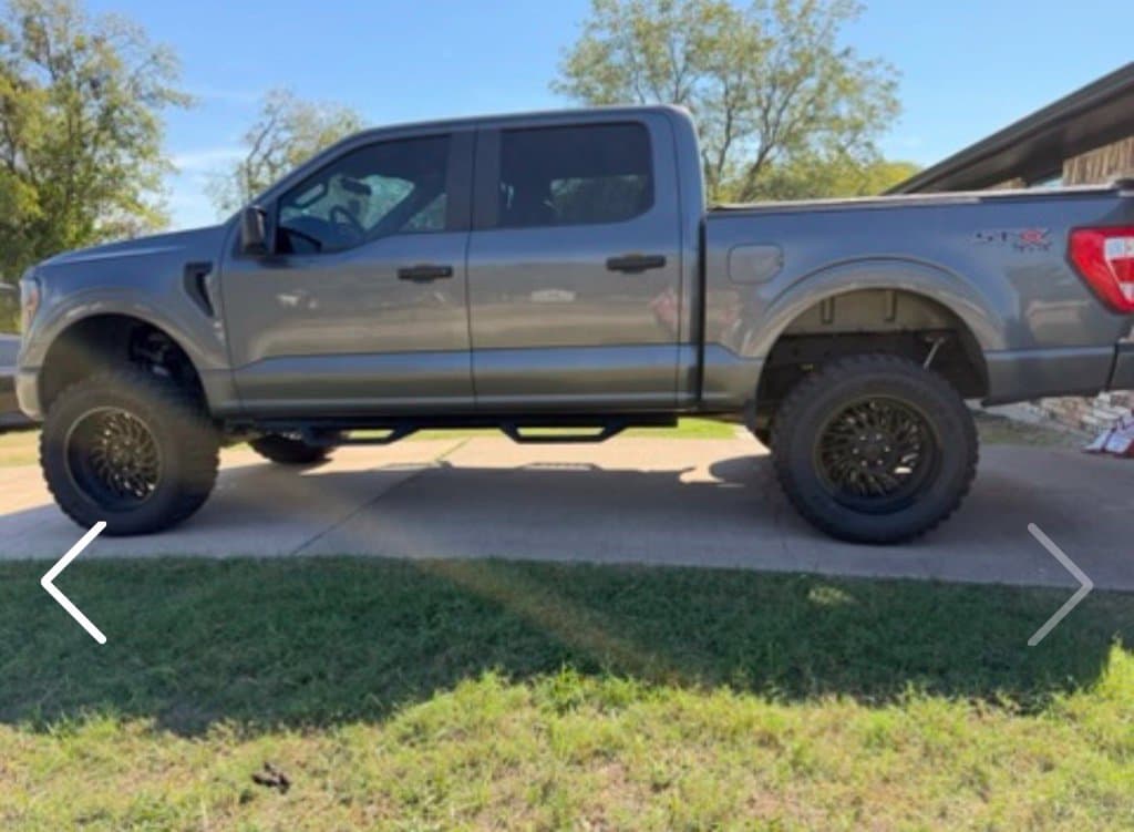 2023 Ford F-150 XL — photo 1 of 4