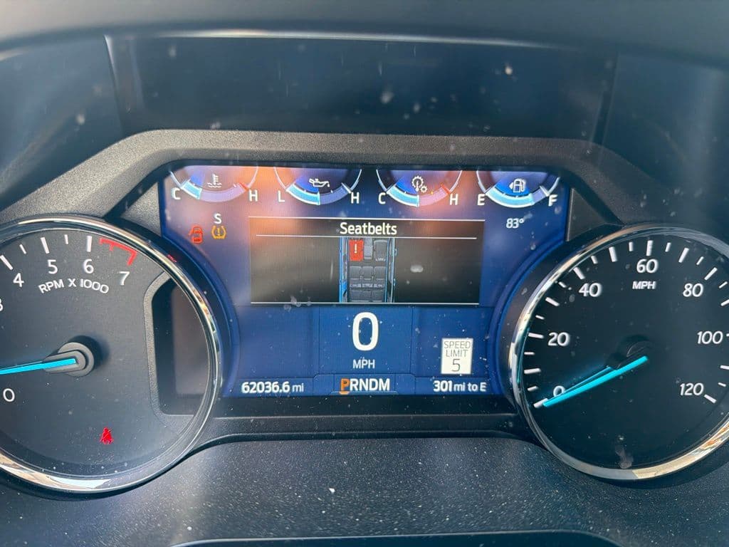 2023 Ford Expedition XLT — photo 1 of 10