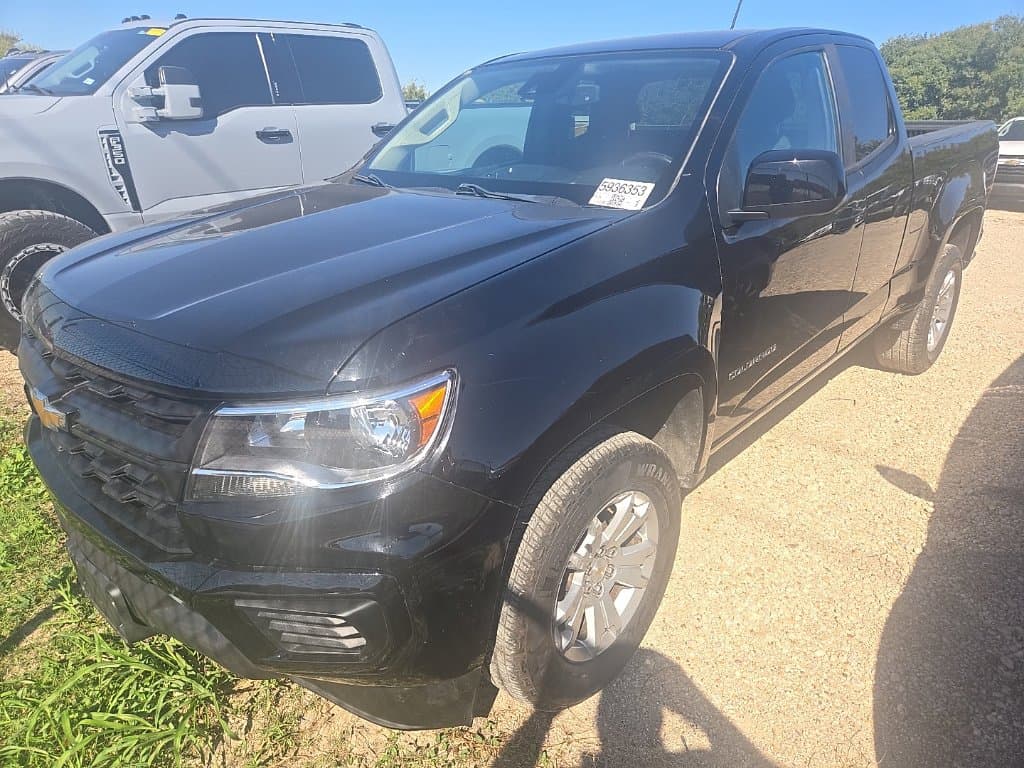 2022 Chevrolet Colorado Base — photo 1 of 6