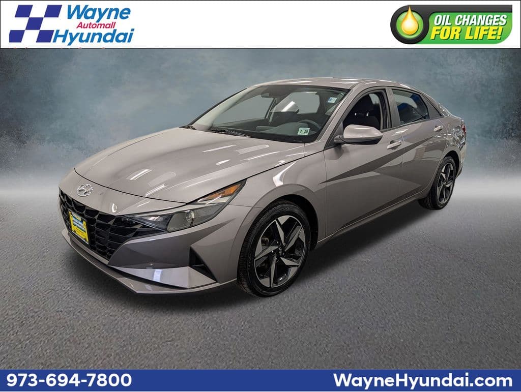 2023 Hyundai Elantra SEL — photo 1 of 35