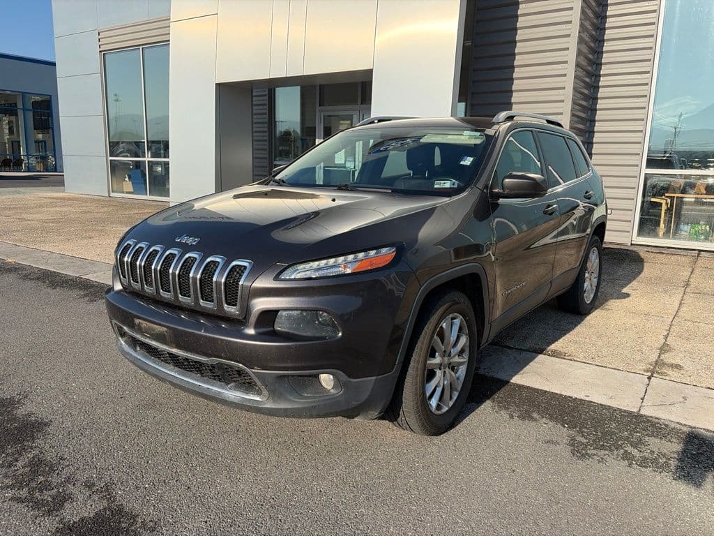 2017 Jeep Cherokee Limited — photo 1 of 7